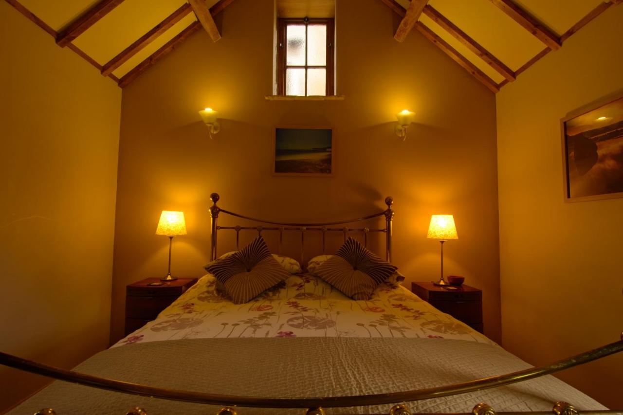 Sebright Cottage, Borrowby Farm Cottages Staithes Extérieur photo