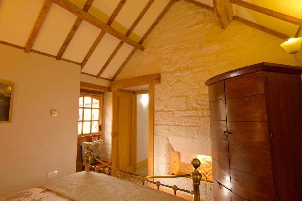Sebright Cottage, Borrowby Farm Cottages Staithes Extérieur photo